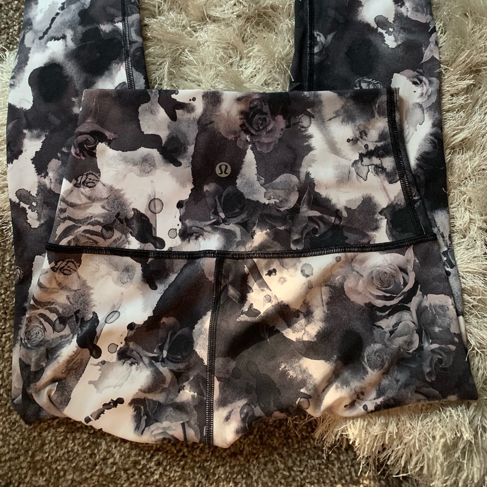 Lululemon wunder under 21” leggings | floral